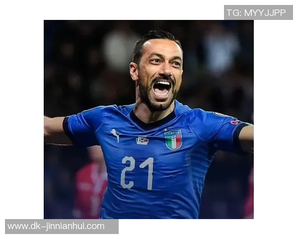 顶级球星展现无与伦比的足球技艺与比赛智慧引领赛场风云 顶级球星展现无与伦比的足球技艺与比赛智慧引领赛场风云