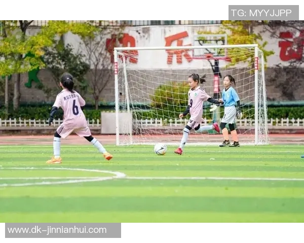 广西校园足球球星成长之路与青少年足球发展融合探索